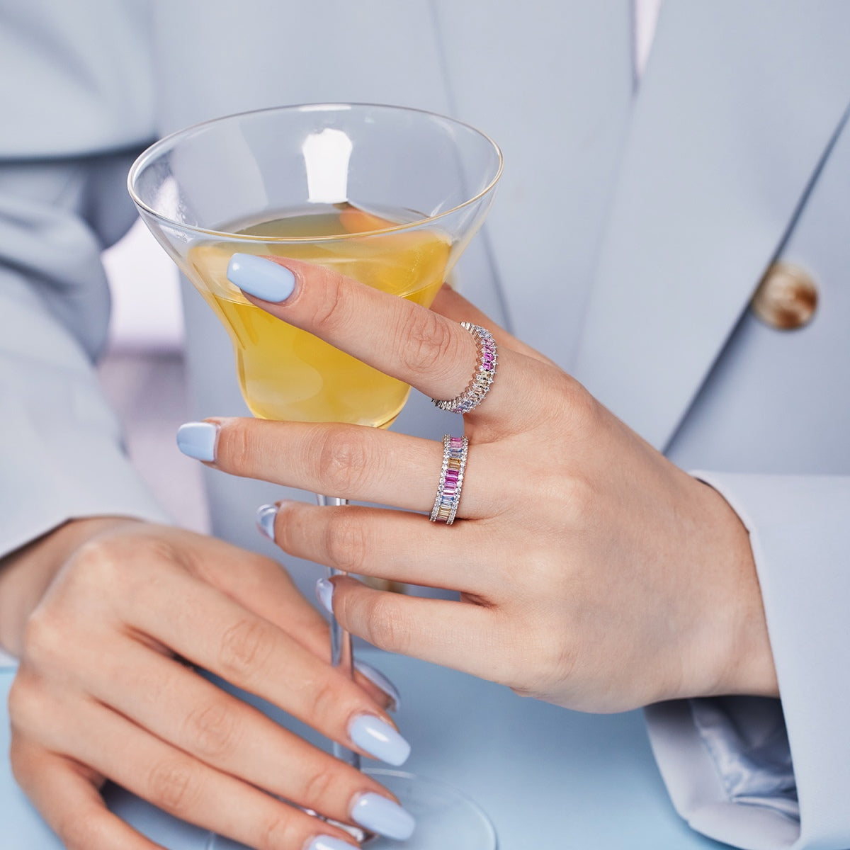 [Goodv]Splashy Ornate Emerald Cut Cocktail Ring