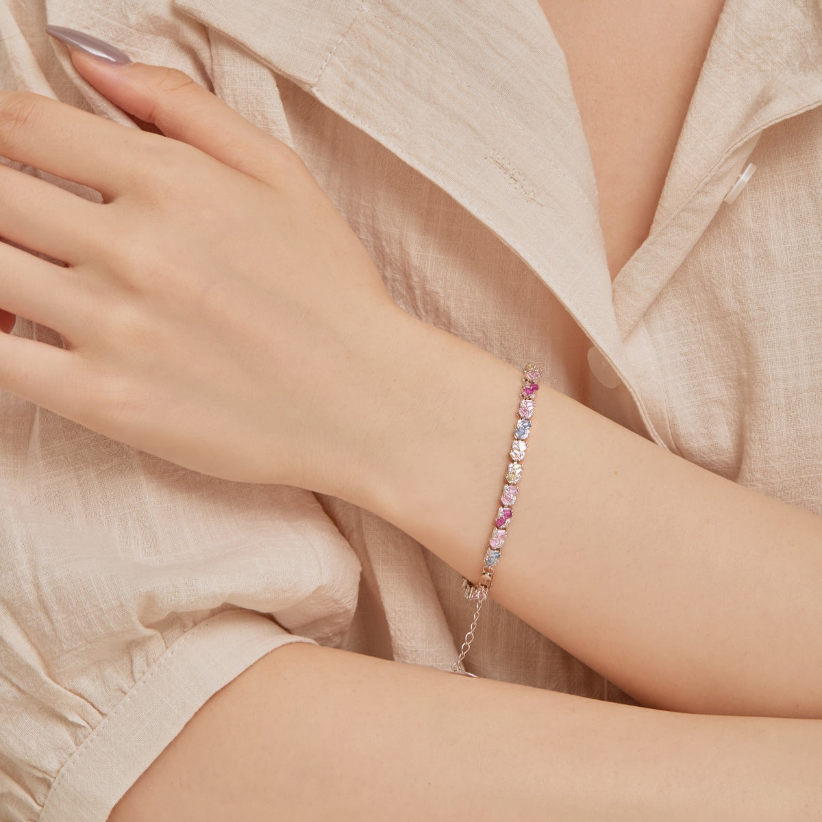 [Goodv] Bracelet de fête en forme de fleur colorée et ornée