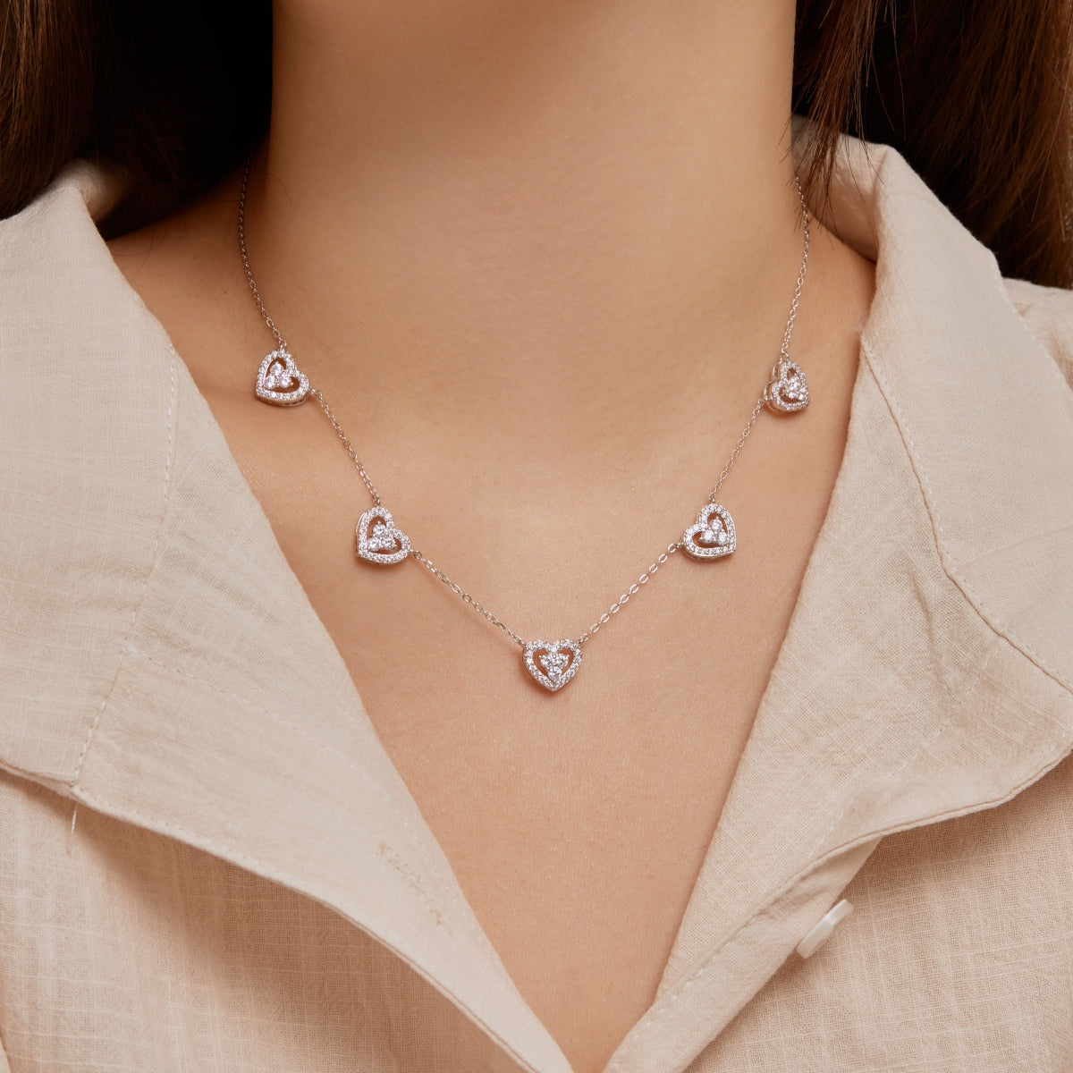 [Goodv]Sparkling Five Heart Necklace