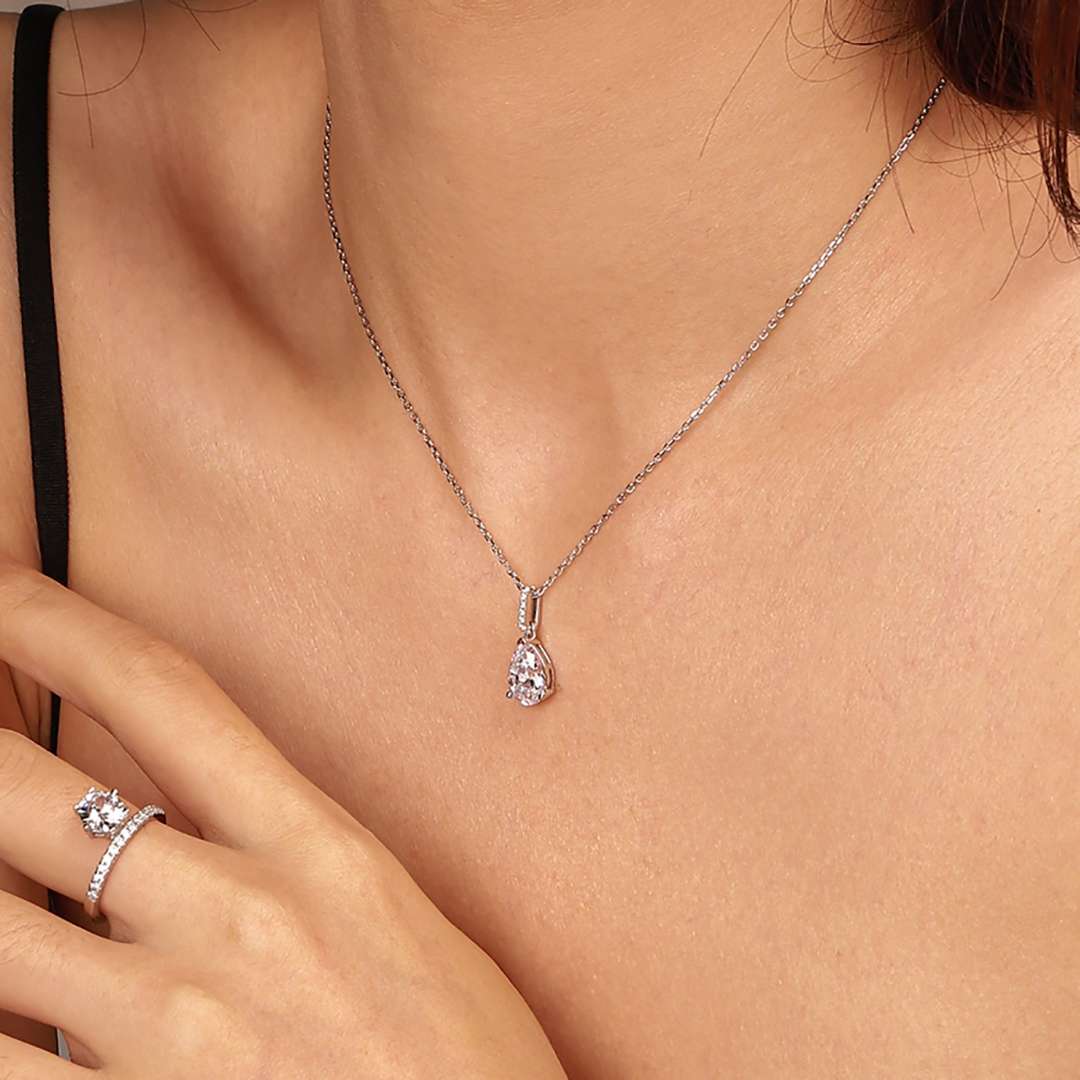 [Goodv]Delicate Water Drop Shape Fashion Necklace