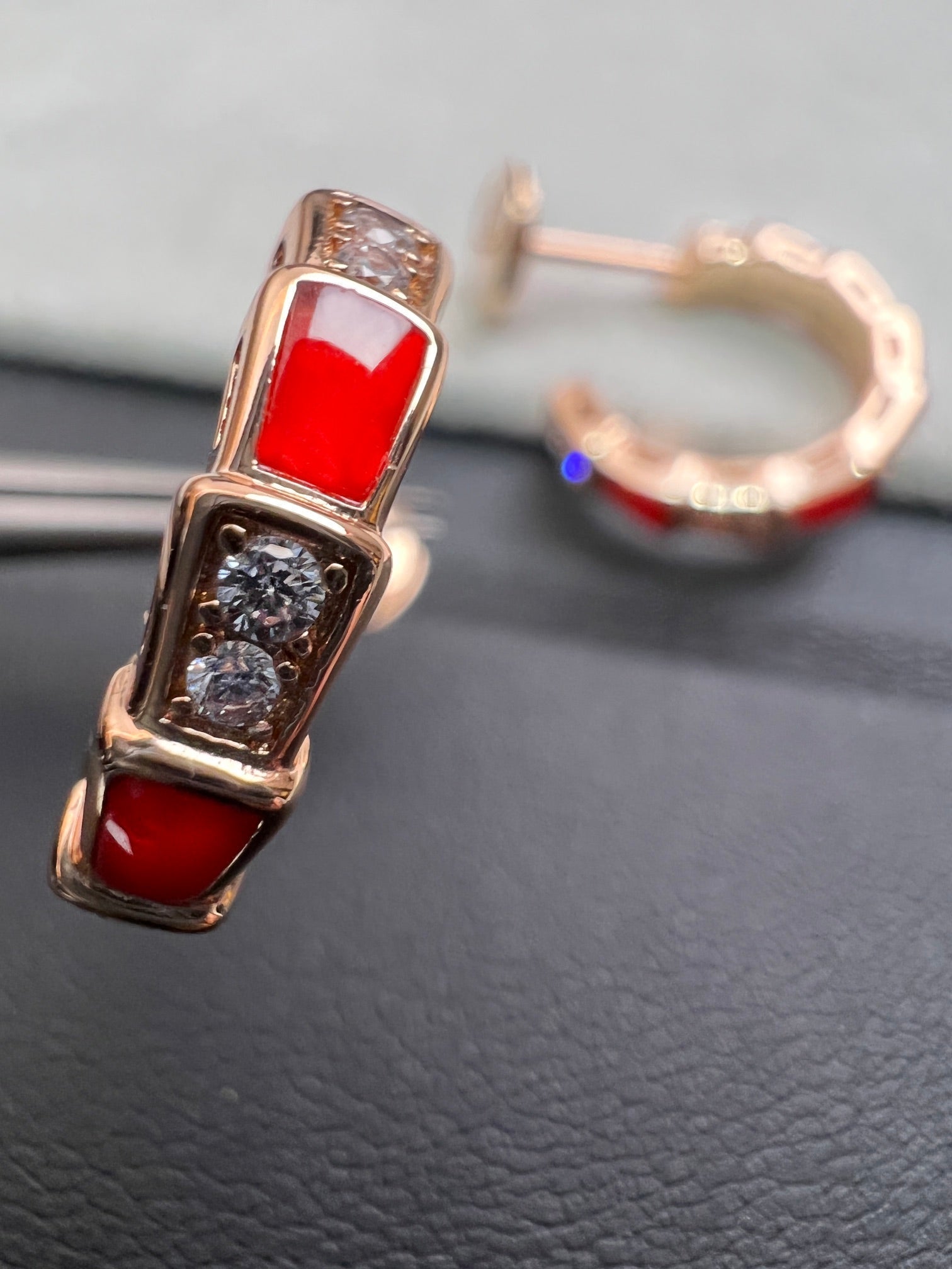 [BIJOUX]SERPENTI CARNELIAN PINK GOLD EARRINGS
