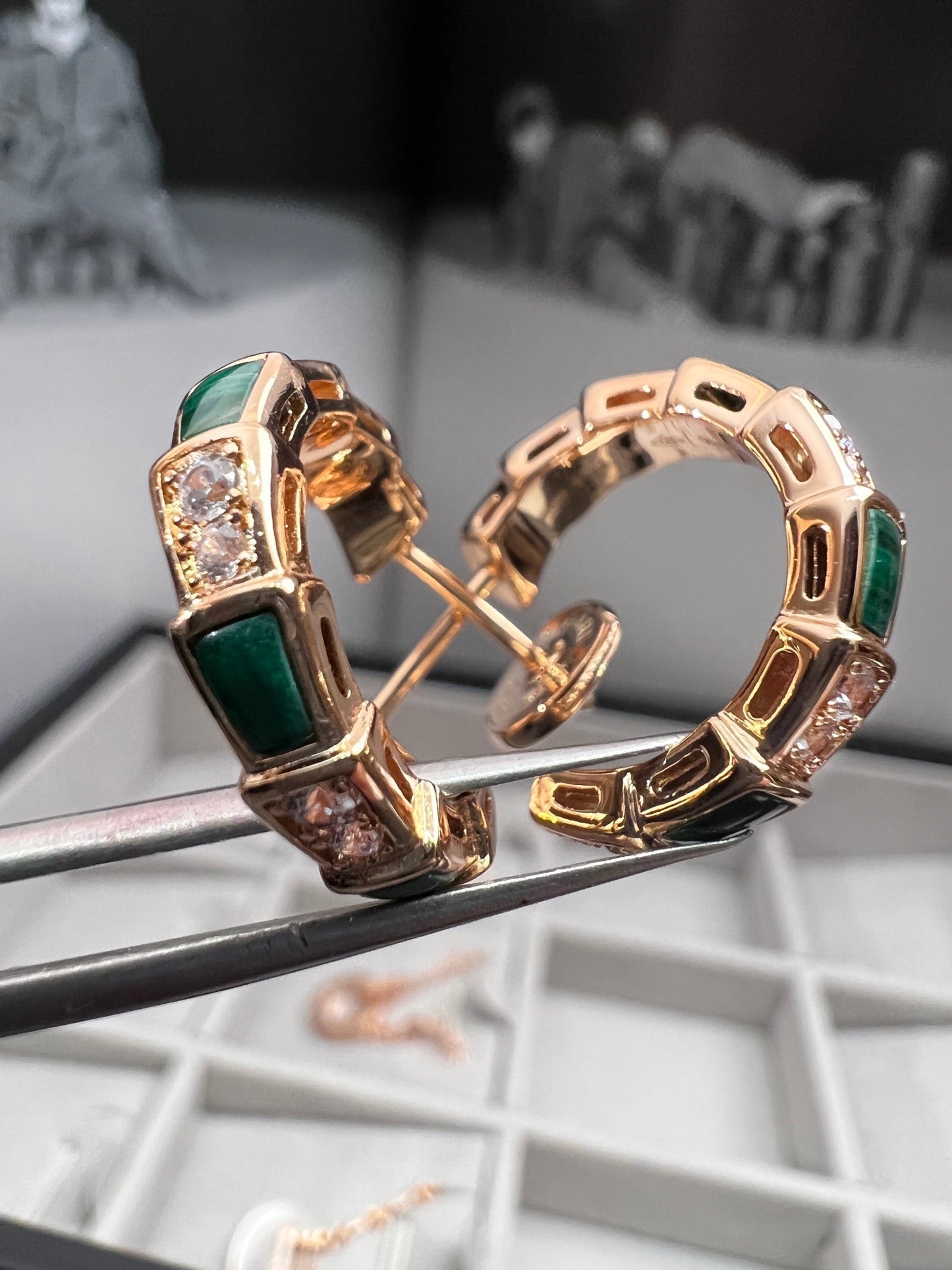 [BIJOUX]SERPENTI MALACHITE PINK GOLD EARRINGS