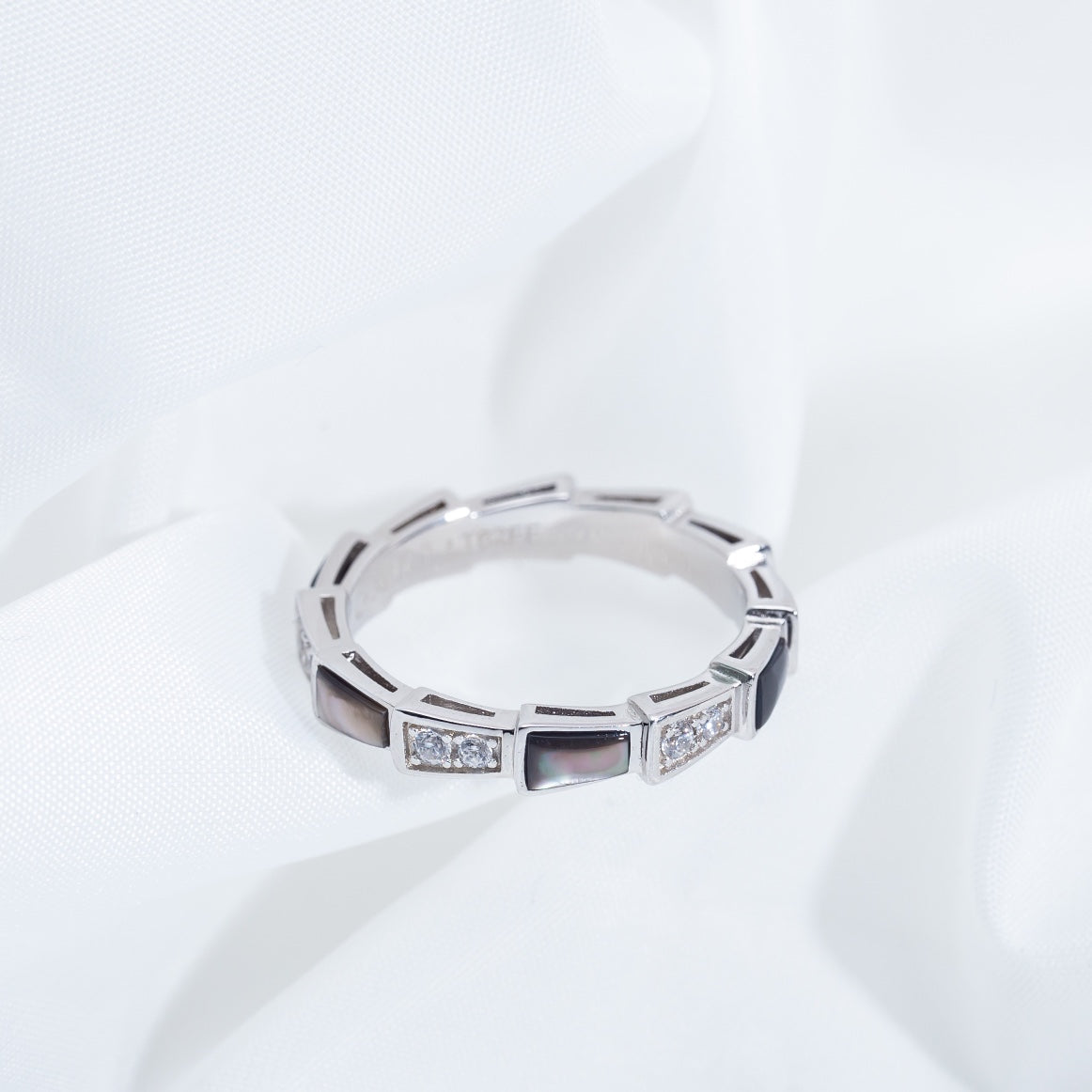 [BIJOUX]BAGUE SERPENTI ARGENT DIAMANT NACRE NOIRE 3MM