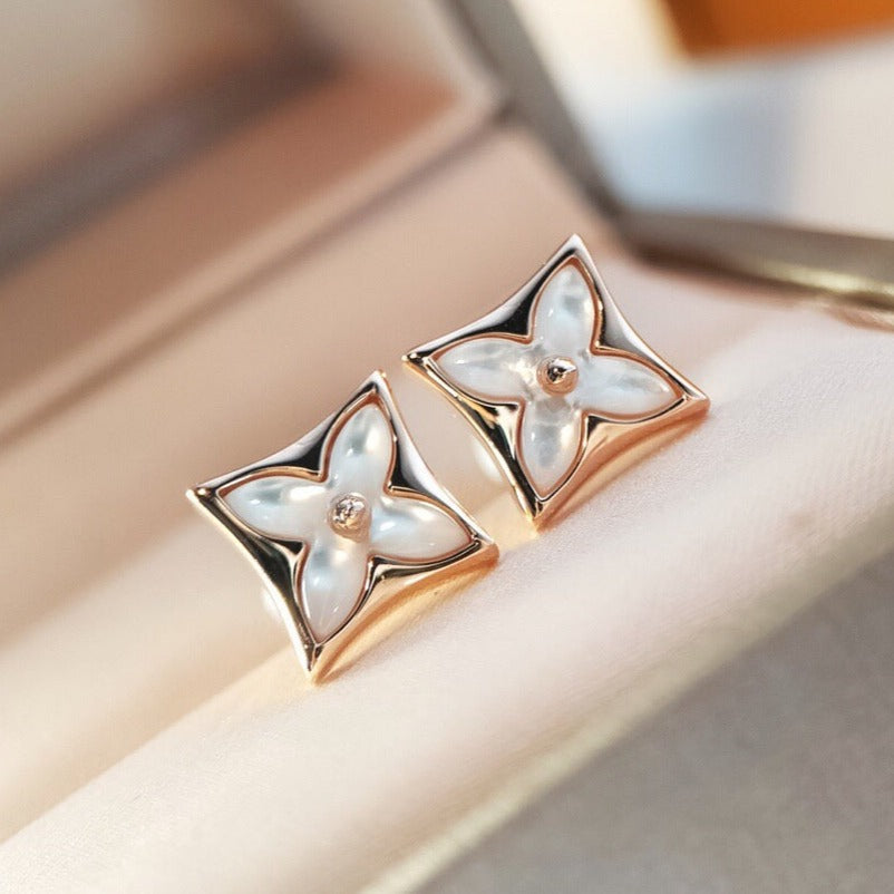 [BIJOUX]BOUCLES D'OREILLES EN OR ROSE ETOILES