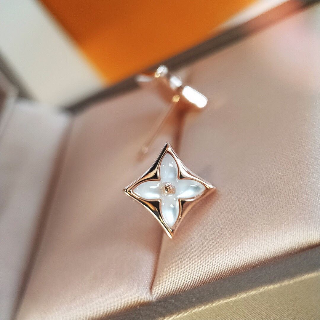 [BIJOUX]BOUCLES D'OREILLES EN OR ROSE ETOILES