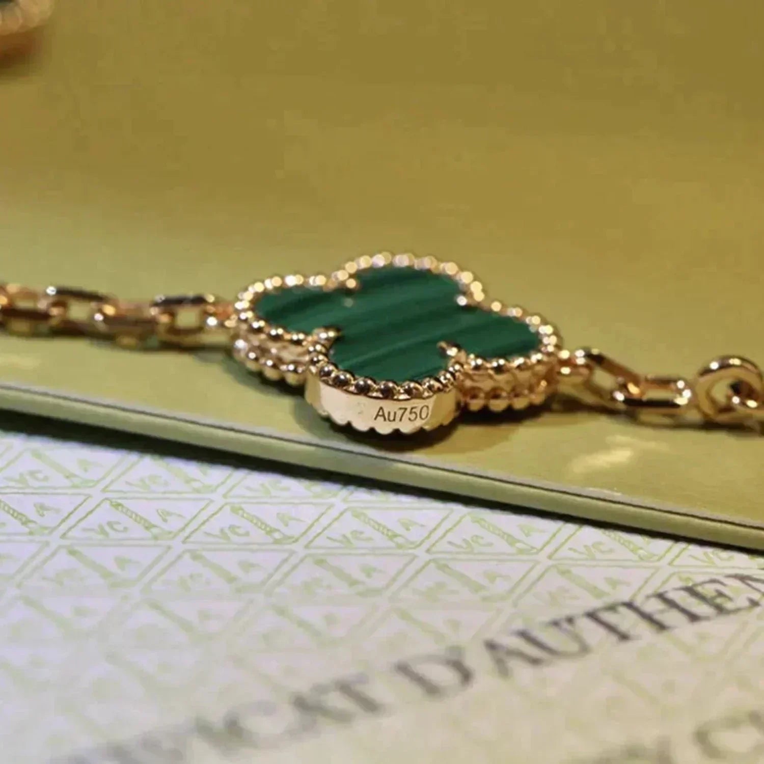 [BIJOUX]BRACELET MALACHITE TRÈFLE 5 MOTIFS