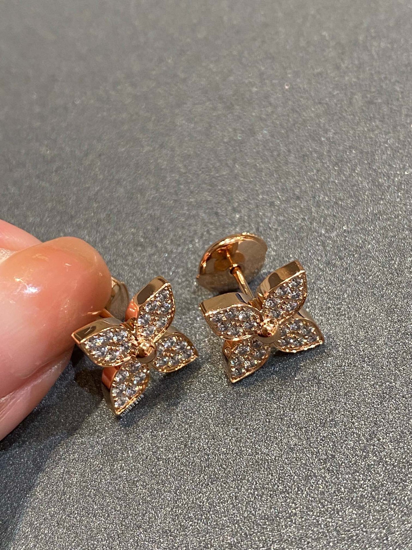 [BIJOUX]STAR DIAMOND EARRINGS
