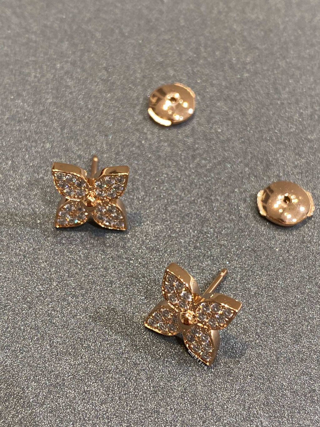 [BIJOUX]BOUCLES D'OREILLES ETOILE DIAMANT