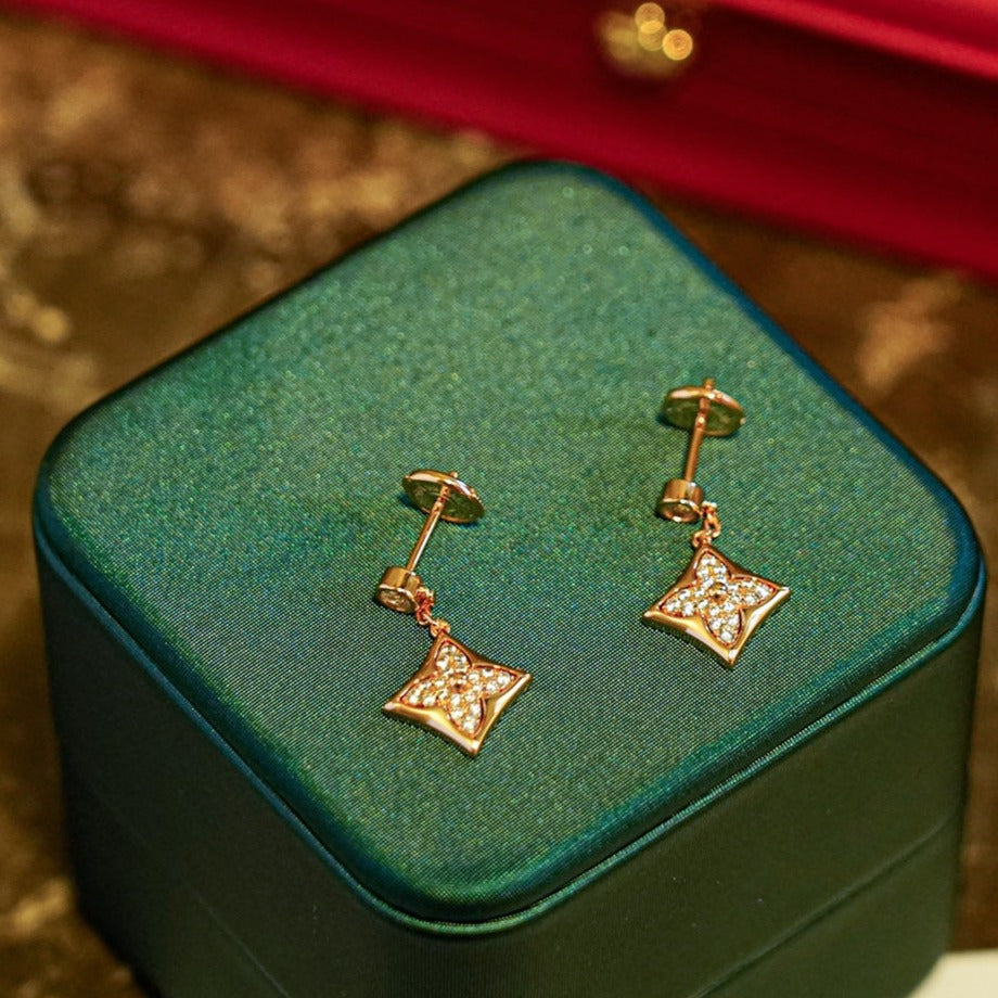 [BIJOUX]BOUCLES D'OREILLES ETOILE DIAMANTS OR