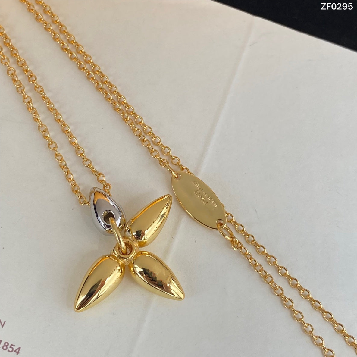 [BIJOUX]LOUISETTE PEDANT GOLD NECKLACE