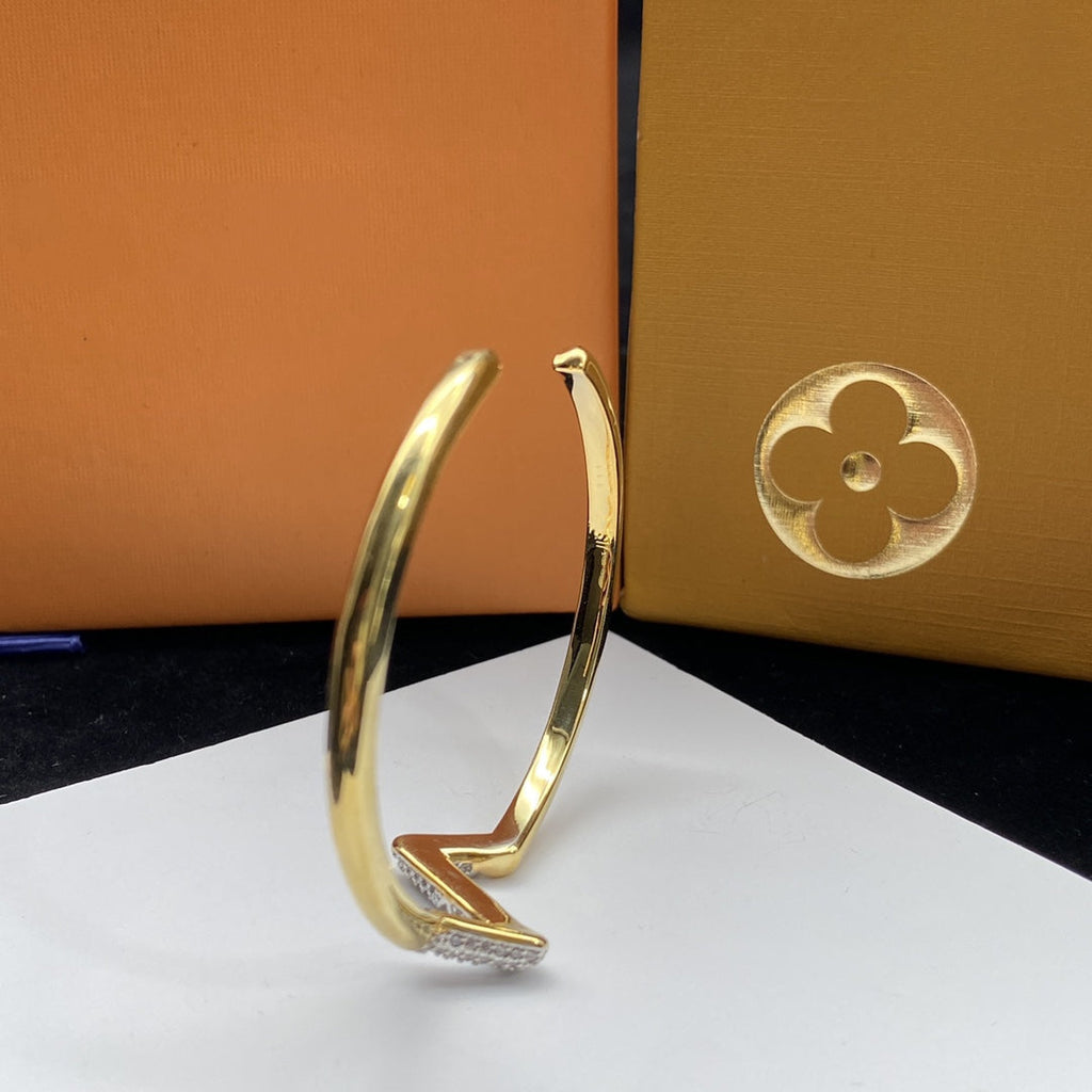 [BIJOUX]VOLTE UPSITE DOWN DIAMOND GOLD OPEN BRACELET