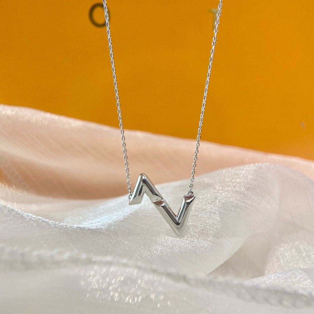 [BIJOUX] COLLIER VOLTE À L'ENVERS