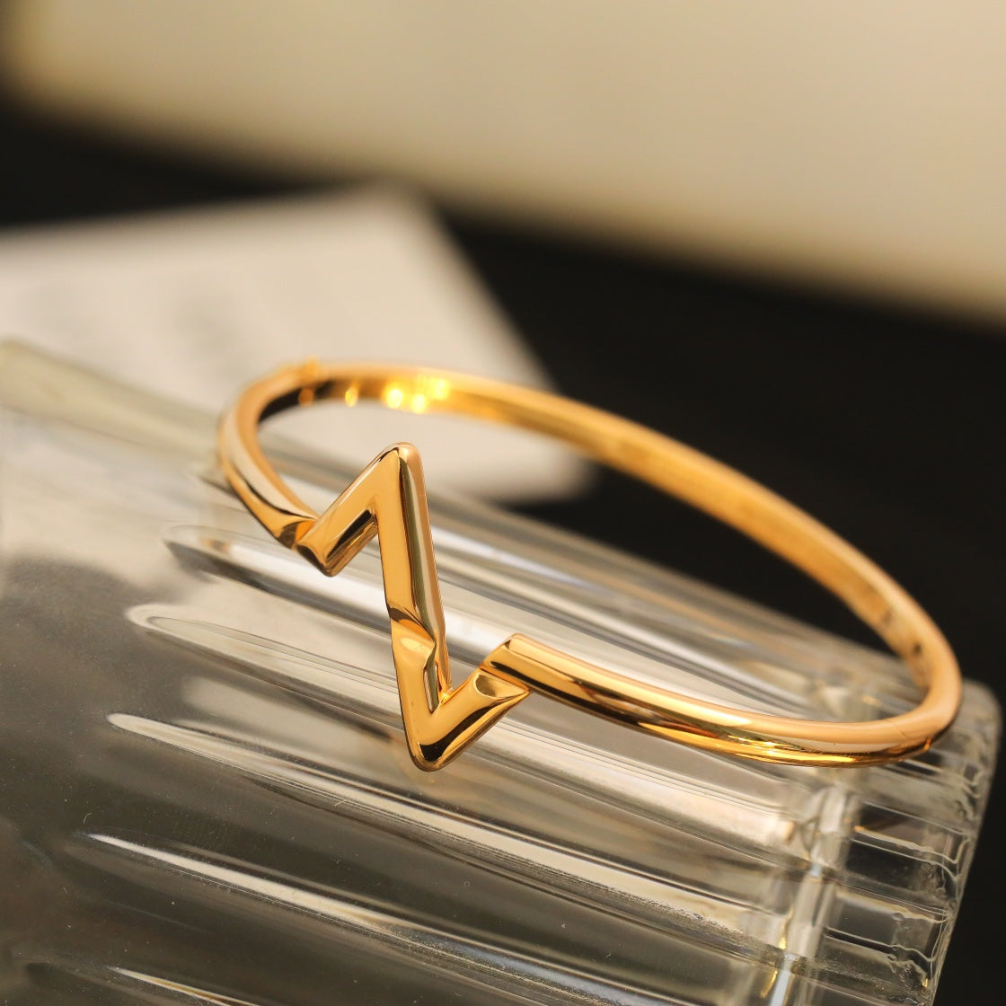 [BIJOUX]BRACELET VOLTE UPSITE DOWN