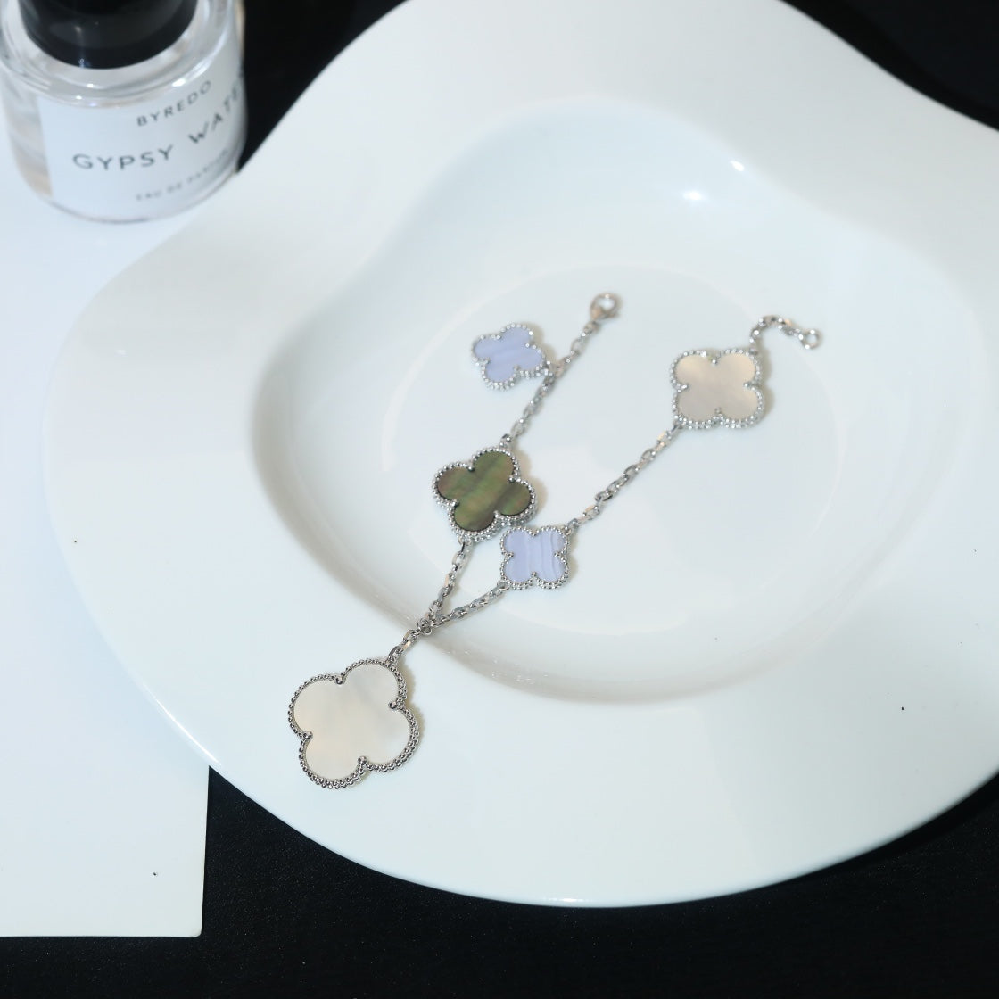 [Topon]CLOVER BRACELET 5 MOTIFS MOP CHALCEDONY SILVER