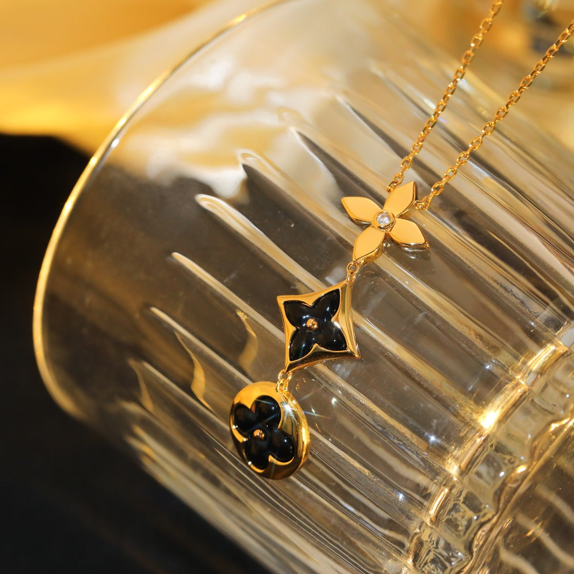[BIJOUX] COLLIER OR ROSE ONYX ÉTOILE ET SOLEIL