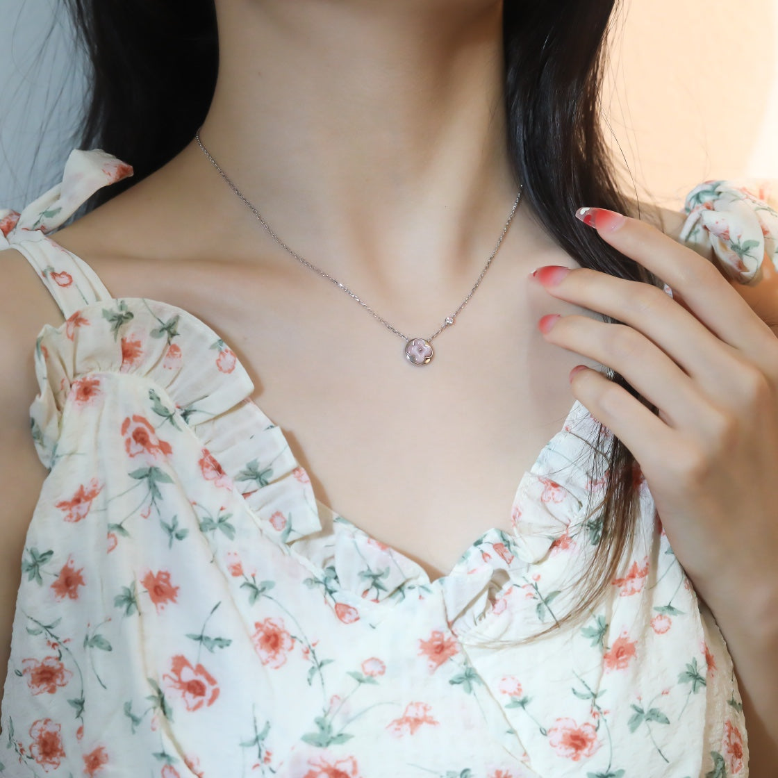 [BIJOUX] COLLIER PENDENTIF SOLEIL OR ROSE 1 DIAMANT