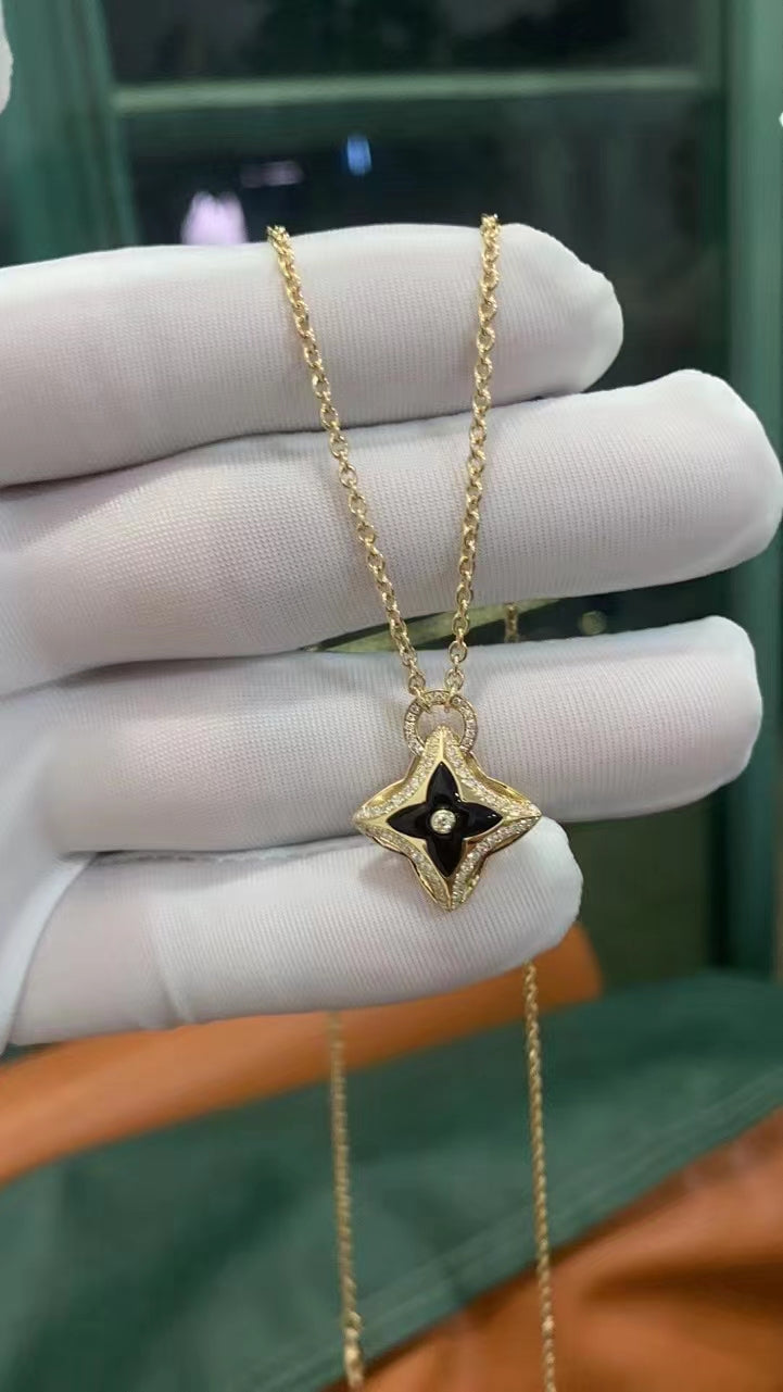 [BIJOUX] COLLIER PENDENTIF ÉTOILE EN OR ROSE ET DIAMANTS