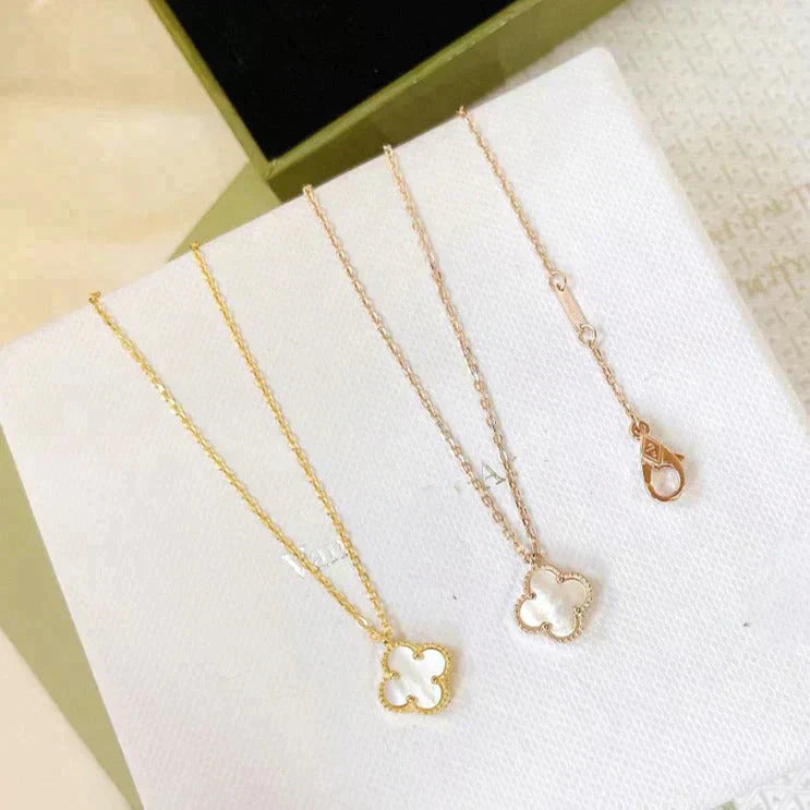 [Topon]CLOVER MINI 9.5MM WHITE MOTHER-OF-PEARL NECKLACE
