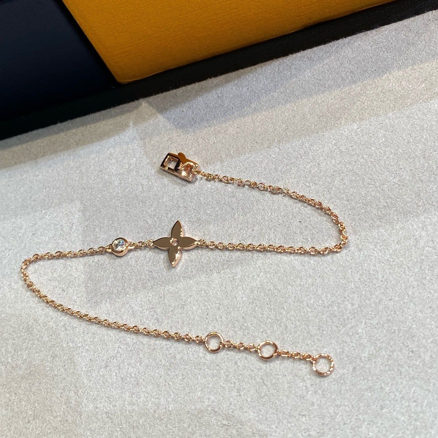 [BIJOUX]BRACELET ETOILE DIAMANT OR ROSE