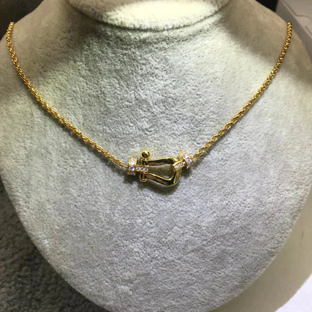[BIJOUX]COLLIER DIAMANTS FORCE 10