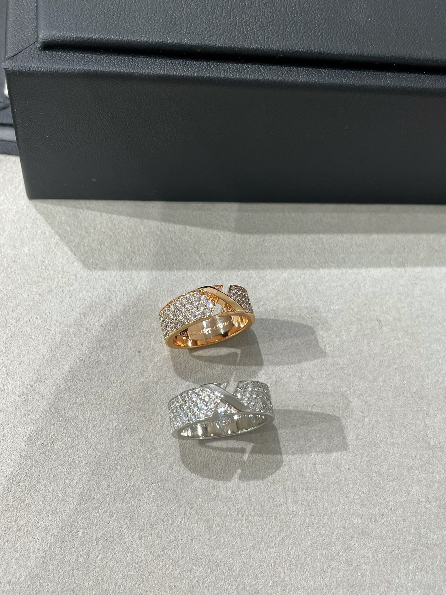 [BIJOUX]LIENS EVIDENCE BAGUE PAVÉE DE DIAMANTS EN OR ROSE