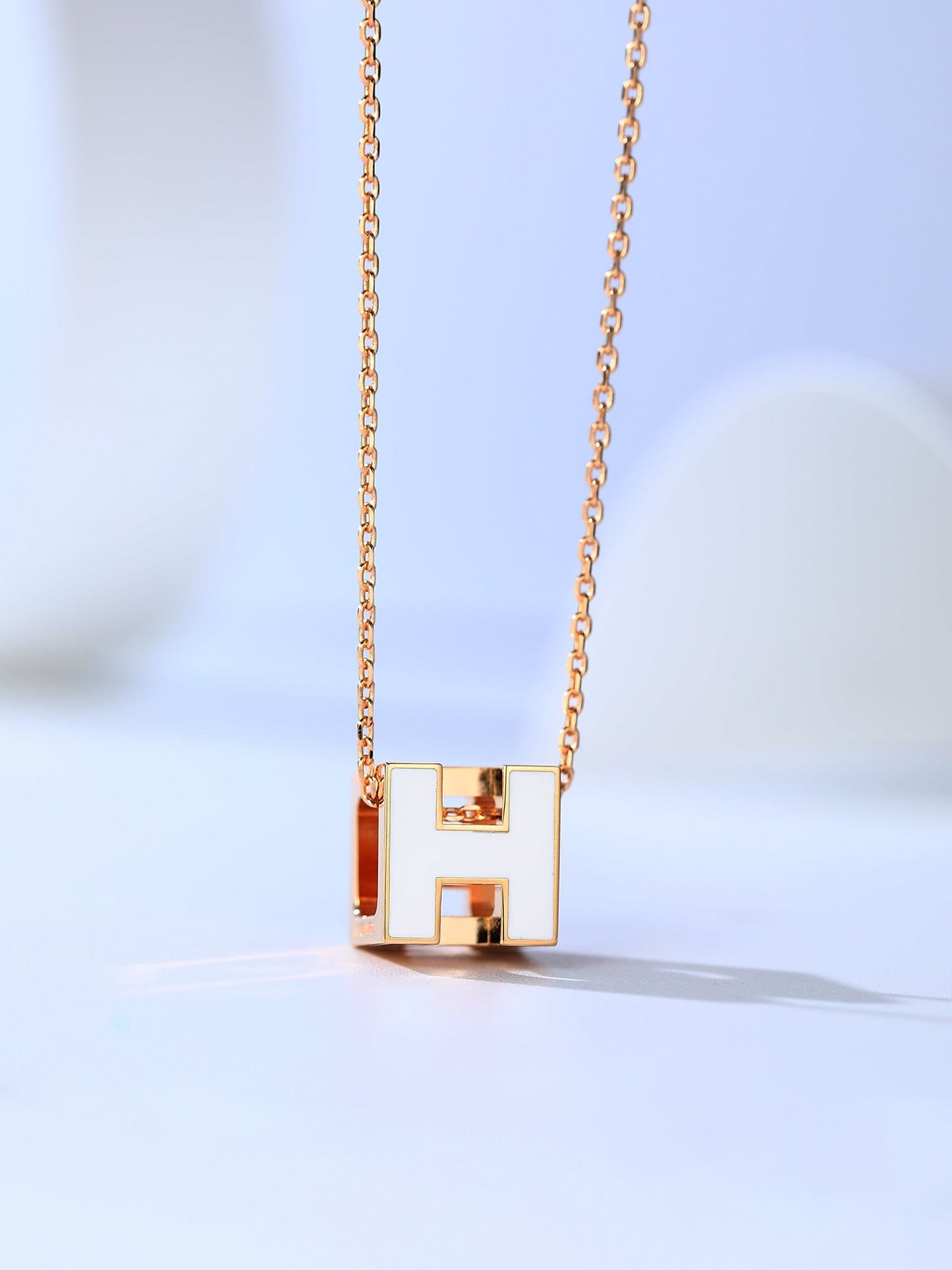 [BIJOUX]H CAGE PINK GOLD NECKLACE