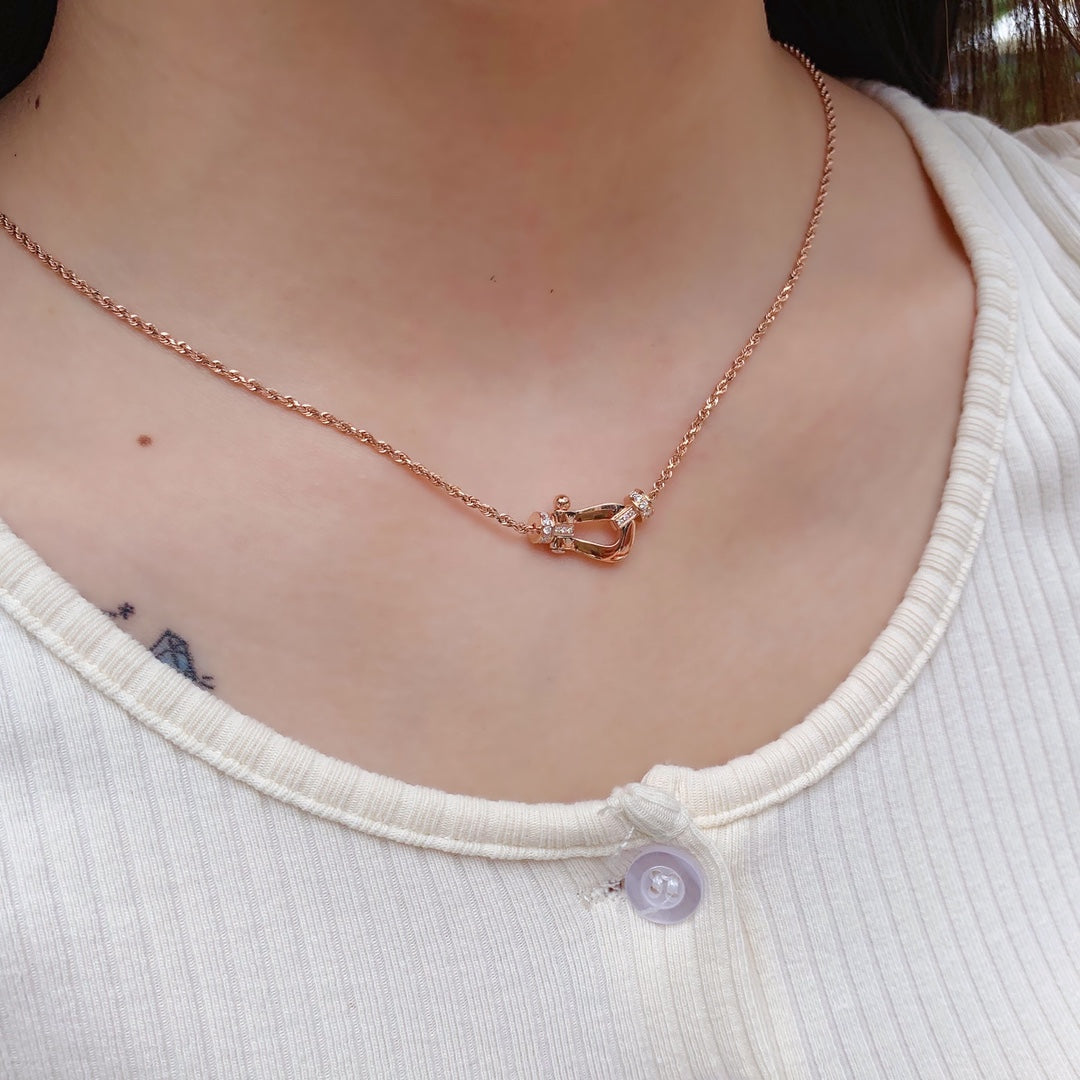 [BIJOUX] COLLIER FORCE 10 OR ROSE DIAMANT