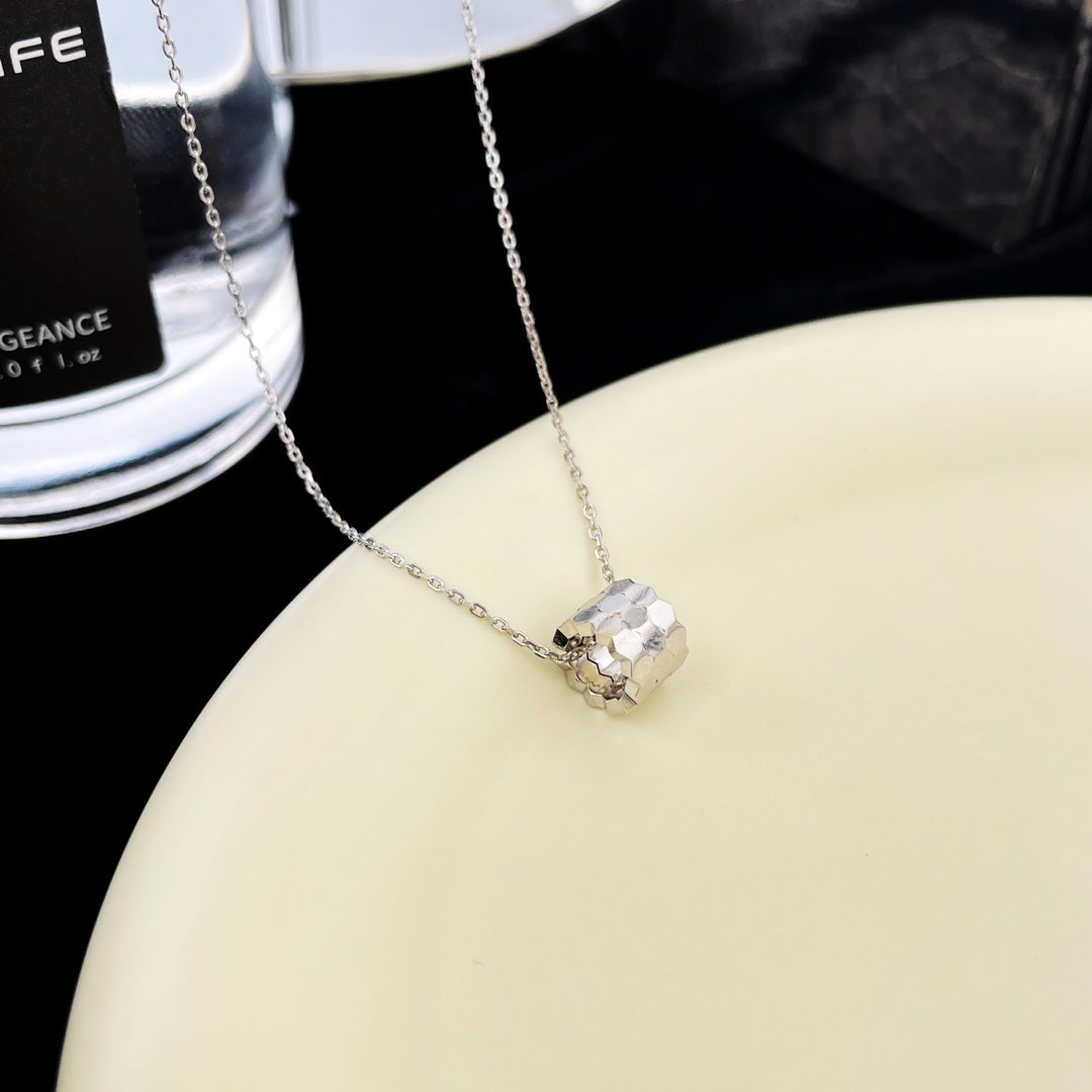 [BIJOUX]COLLIER DIAMANT MINI PÉDANT ABEILLE