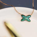 [BIJOUX]JEUX MALACHITE 1 DIAMOND PINK GOLD NECKLACE