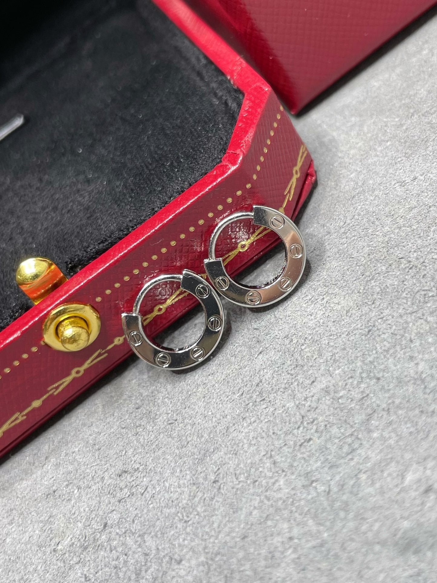 [BIJOUX]LOVE MINI EARRINGS