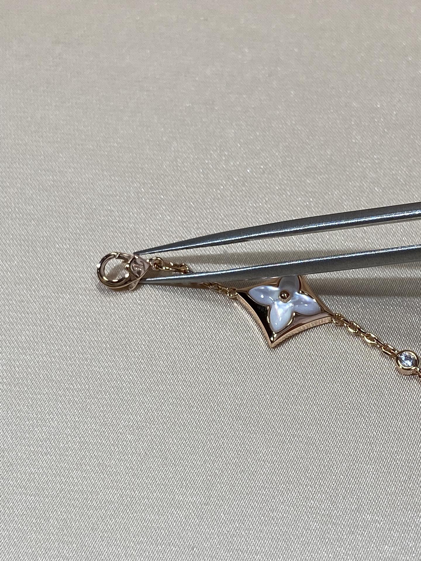 [BIJOUX]BRACELET EN OR ROSE DIAMANT ETOILES 4 MOTIFS