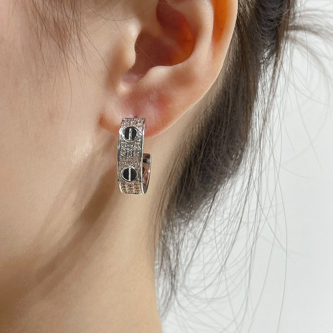 [BIJOUX]LOVE CERAMIC DIAMOND PAVED SILVER EARRINGS