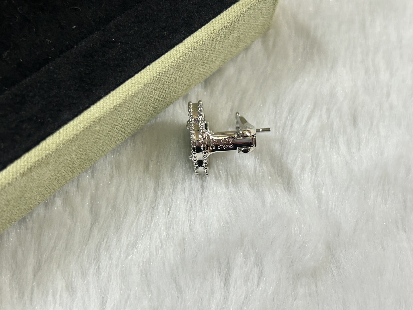 [BIJOUX]CLOVER PIETERSITE MEDIUM STUD EARRINGS