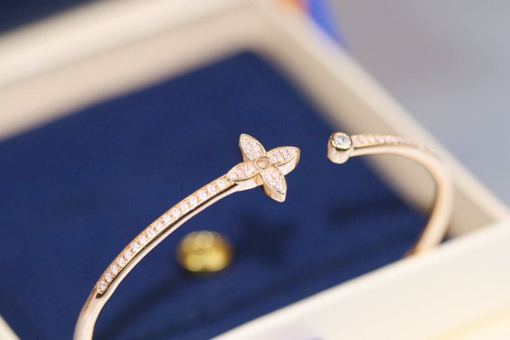 [BIJOUX] IDYLLE PINK GOLD OPEN BRACELET DIAMOND PAVED