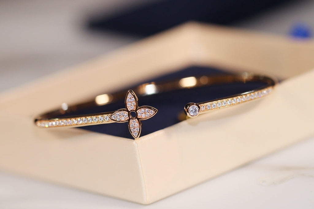 [BIJOUX] IDYLLE GOLD OPEN BRACELET DIAMOND PAVED