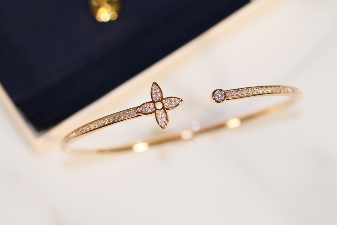 [BIJOUX] IDYLLE GOLD OPEN BRACELET DIAMOND PAVED