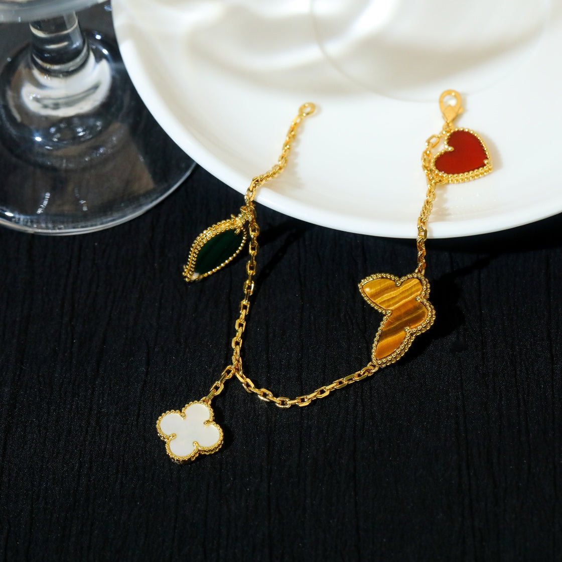 [BIJOUX]LUCKY SPRING 5 MOTIF GOLD BRACELET