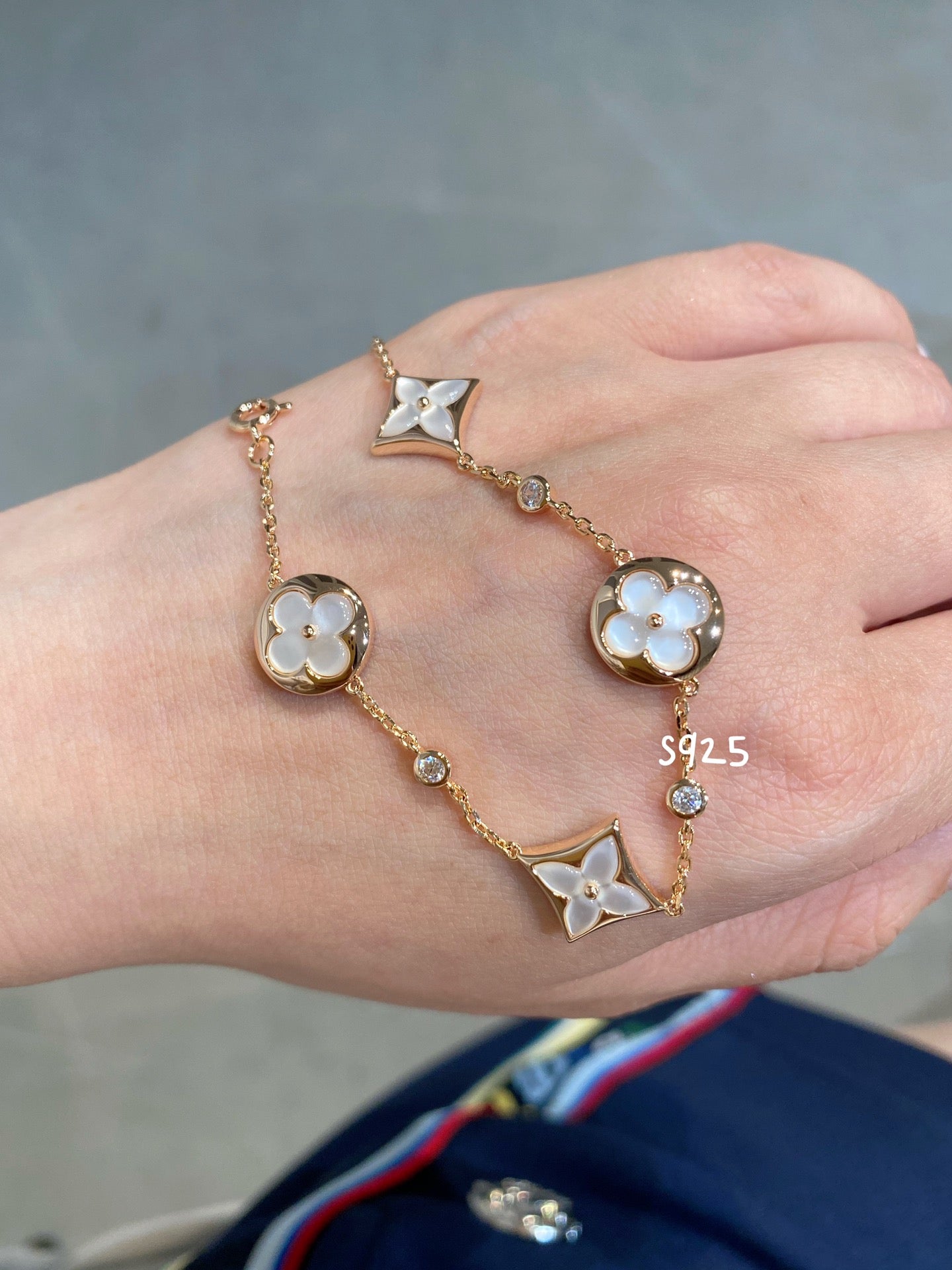 [BIJOUX]STAR AND SUN 4 MOTIF WHITE MOP PINK GOLD BRACELET