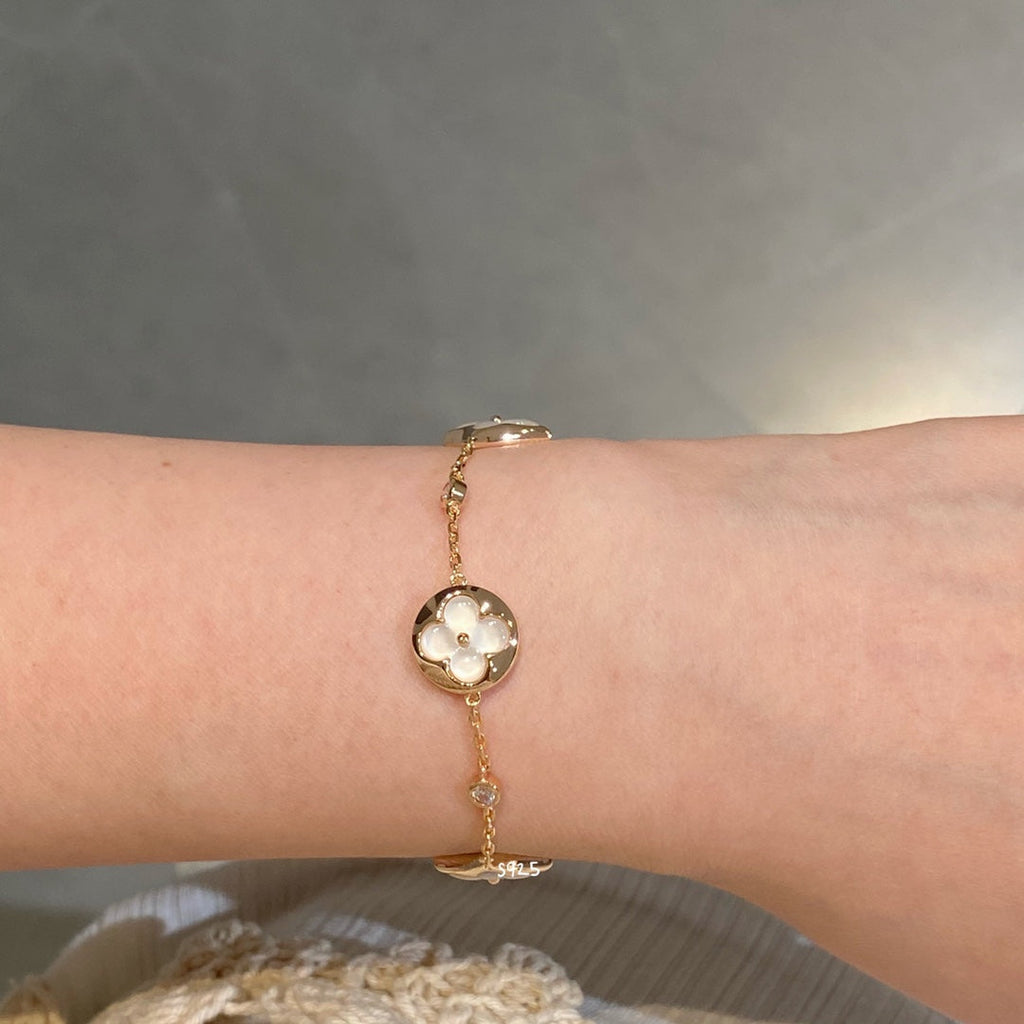 [BIJOUX]STAR AND SUN 4 MOTIF WHITE MOP PINK GOLD BRACELET