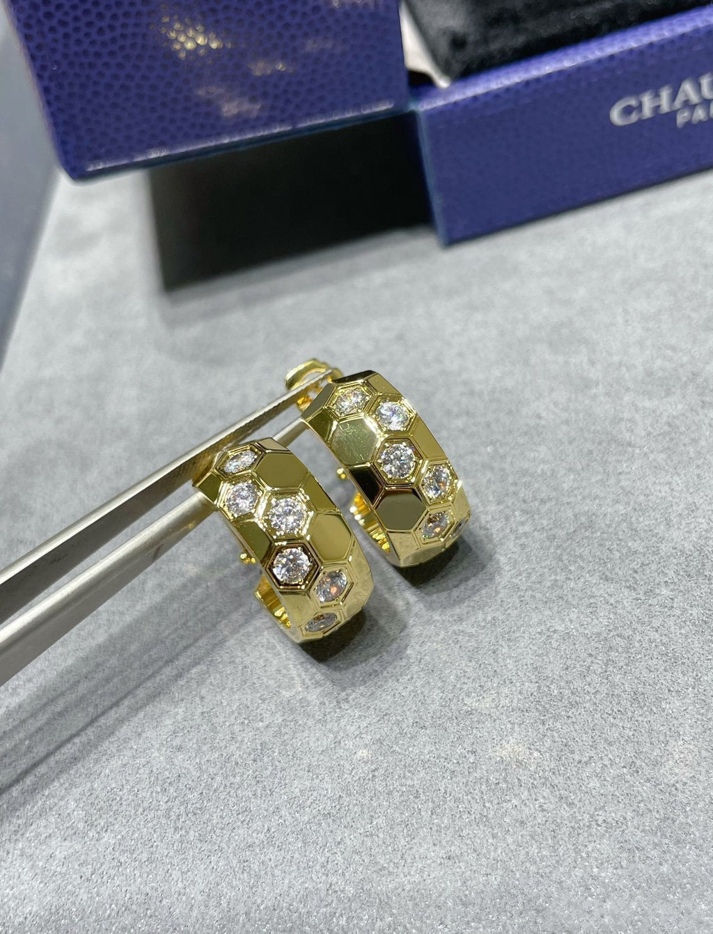 [BIJOUX]BEE LOVE DIAMOND HOOP EARRINGS