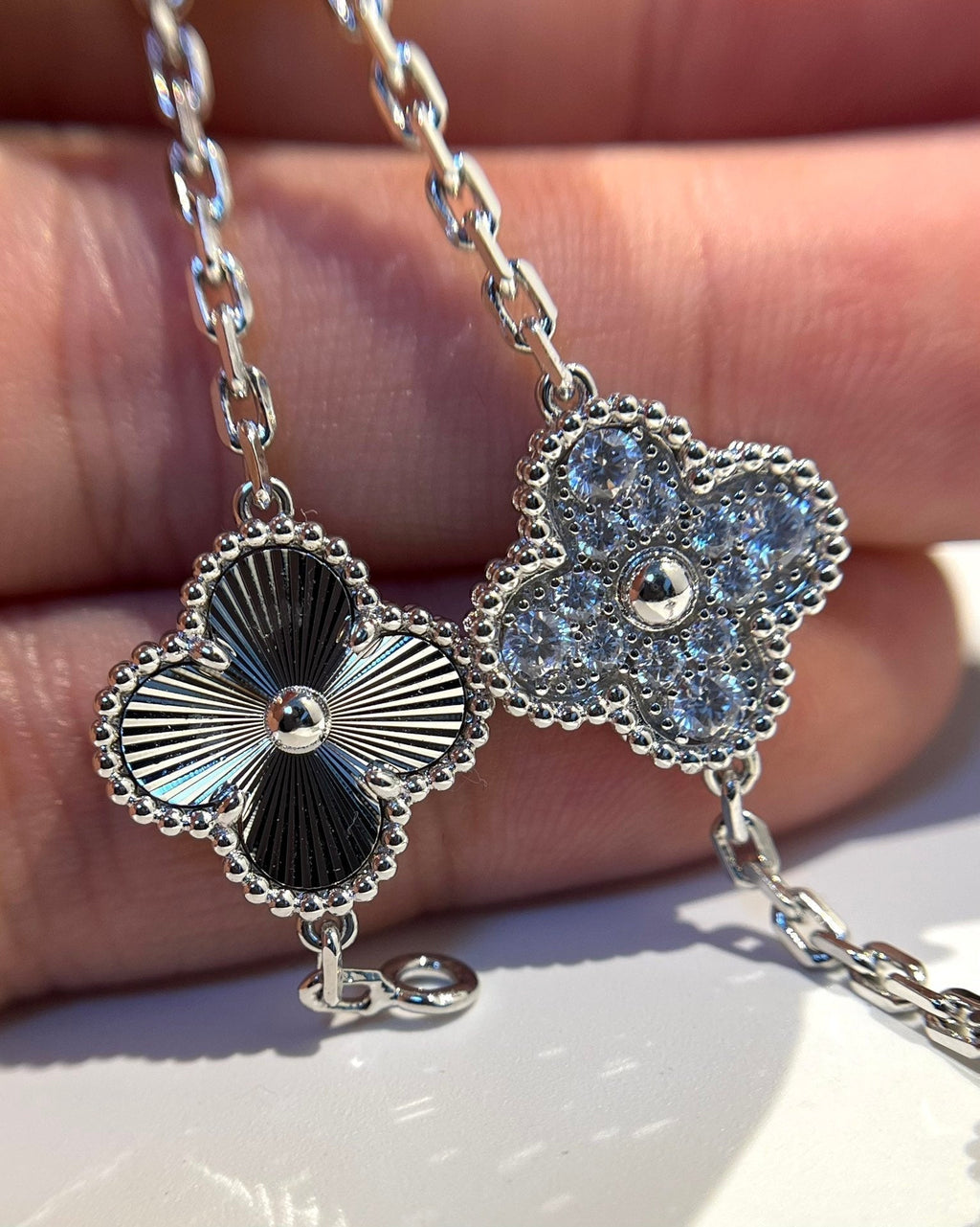 [BIJOUX]BRACELET ARGENT DIAMANT 5 MOTIFS TRÈFLE