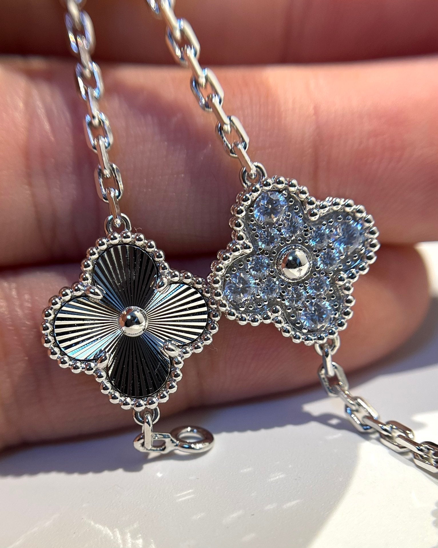 [BIJOUX]BRACELET ARGENT DIAMANT 5 MOTIFS TRÈFLE