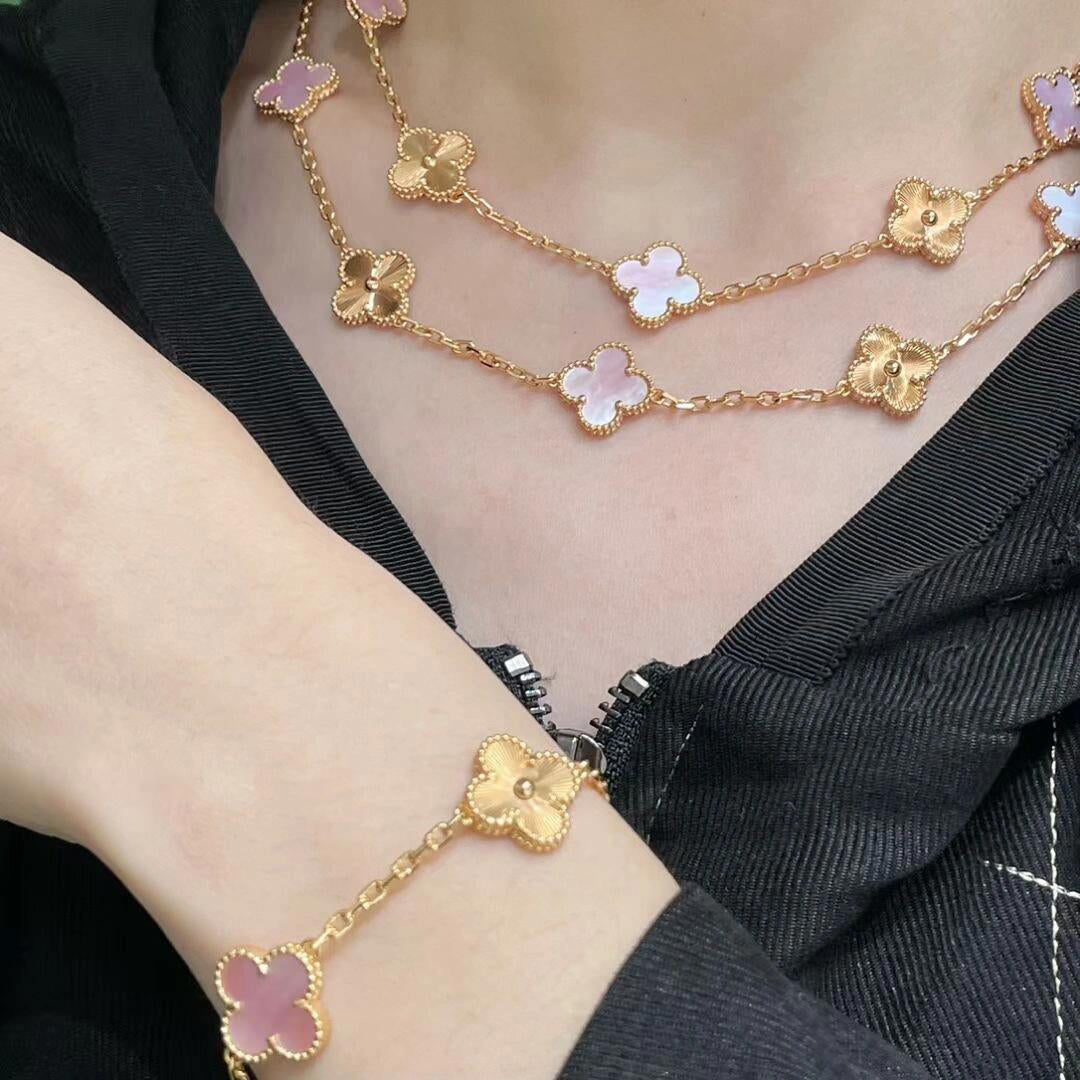[BIJOUX]CLOVER 20 MOTIFS LASER PINK MOP NECKLACE