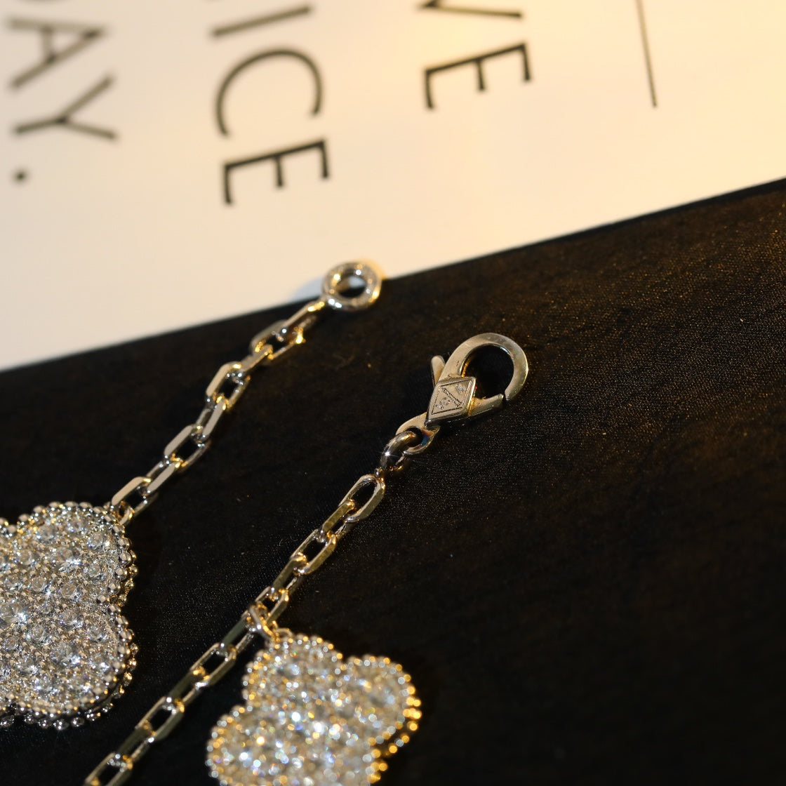 [BIJOUX]CLOVER BRACELET 5 MOTIF SILVER DIAMOND PAVED