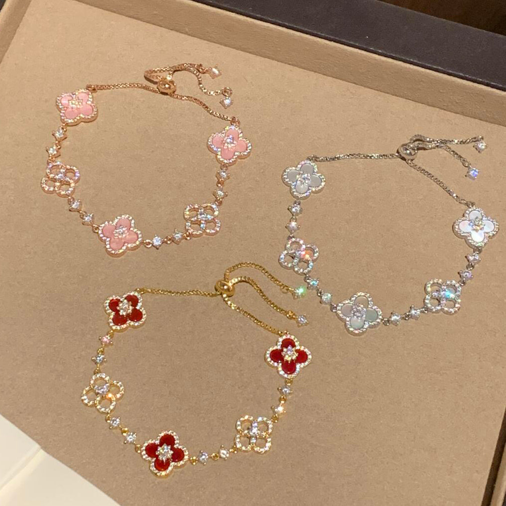 [BIJOUX] BRACELET TRÈFLE 5 MOTIFS ROSE BLEU ROUGE BLANC