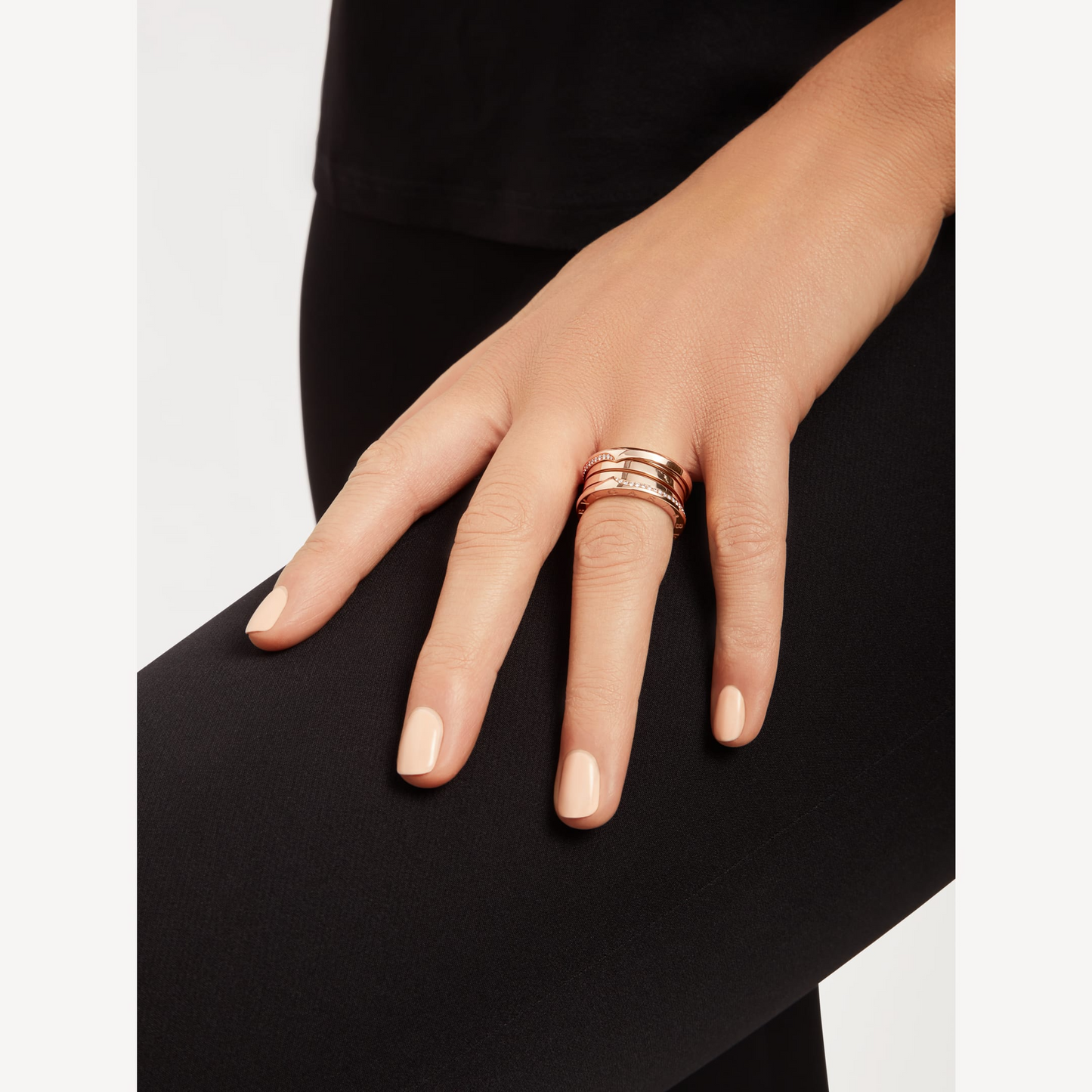 [BIJOUX]ZERO 1 THREE-BAND WITH DEMI-PAVED DIAMONDS ON THE EDGES RING