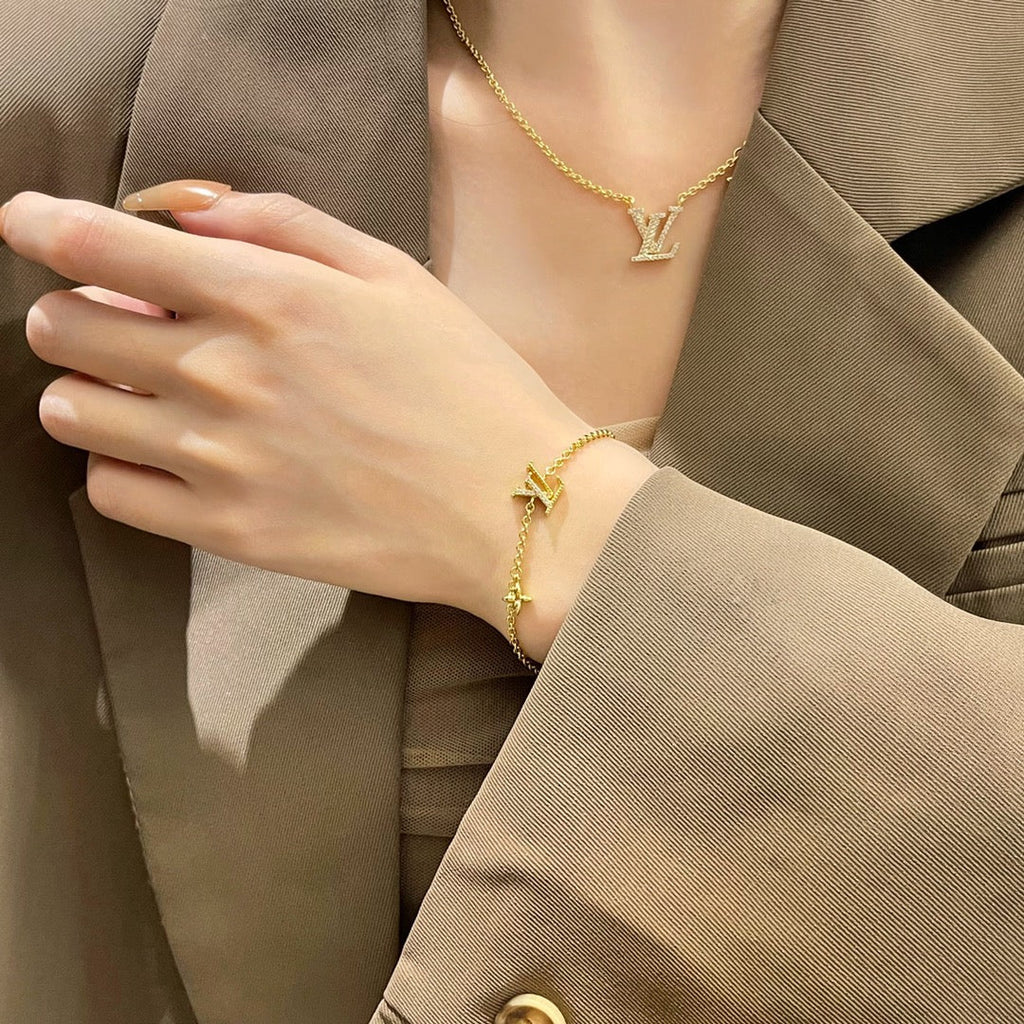 [BIJOUX]LOGO STAR MOTIF GOLD BRACELET