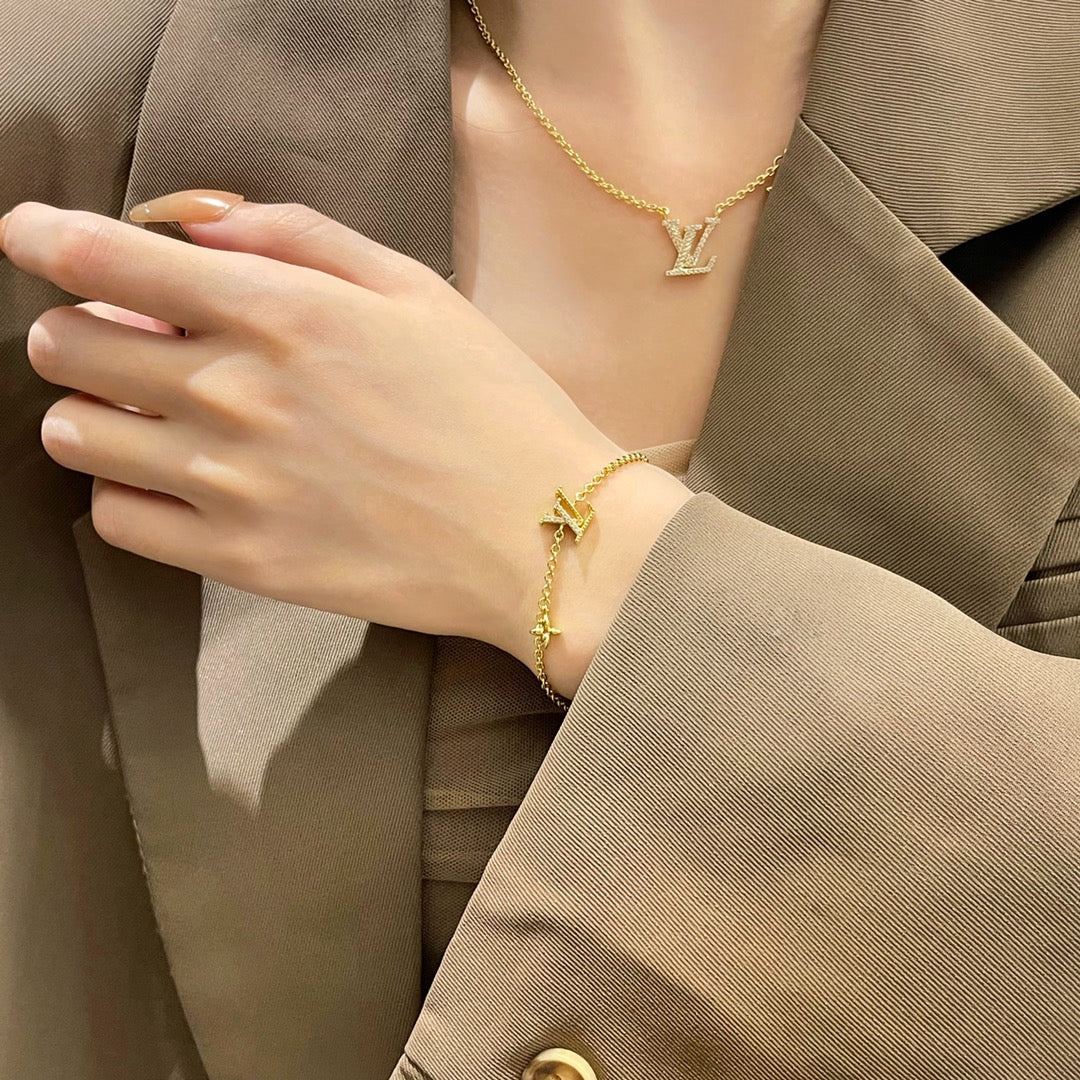 [BIJOUX]LOGO STAR MOTIF GOLD BRACELET