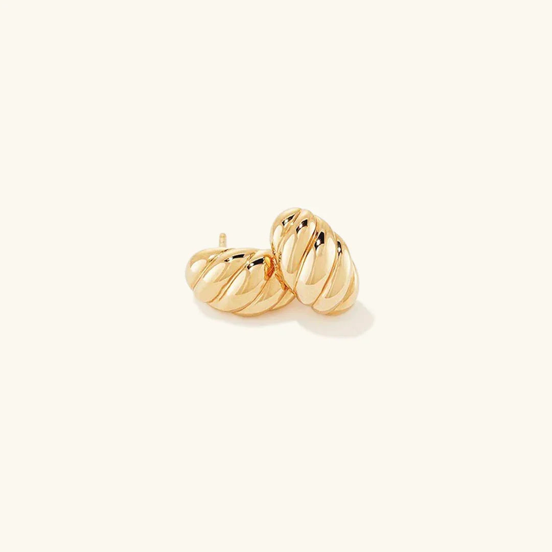 [Topon]Croissant Huggie Earrings