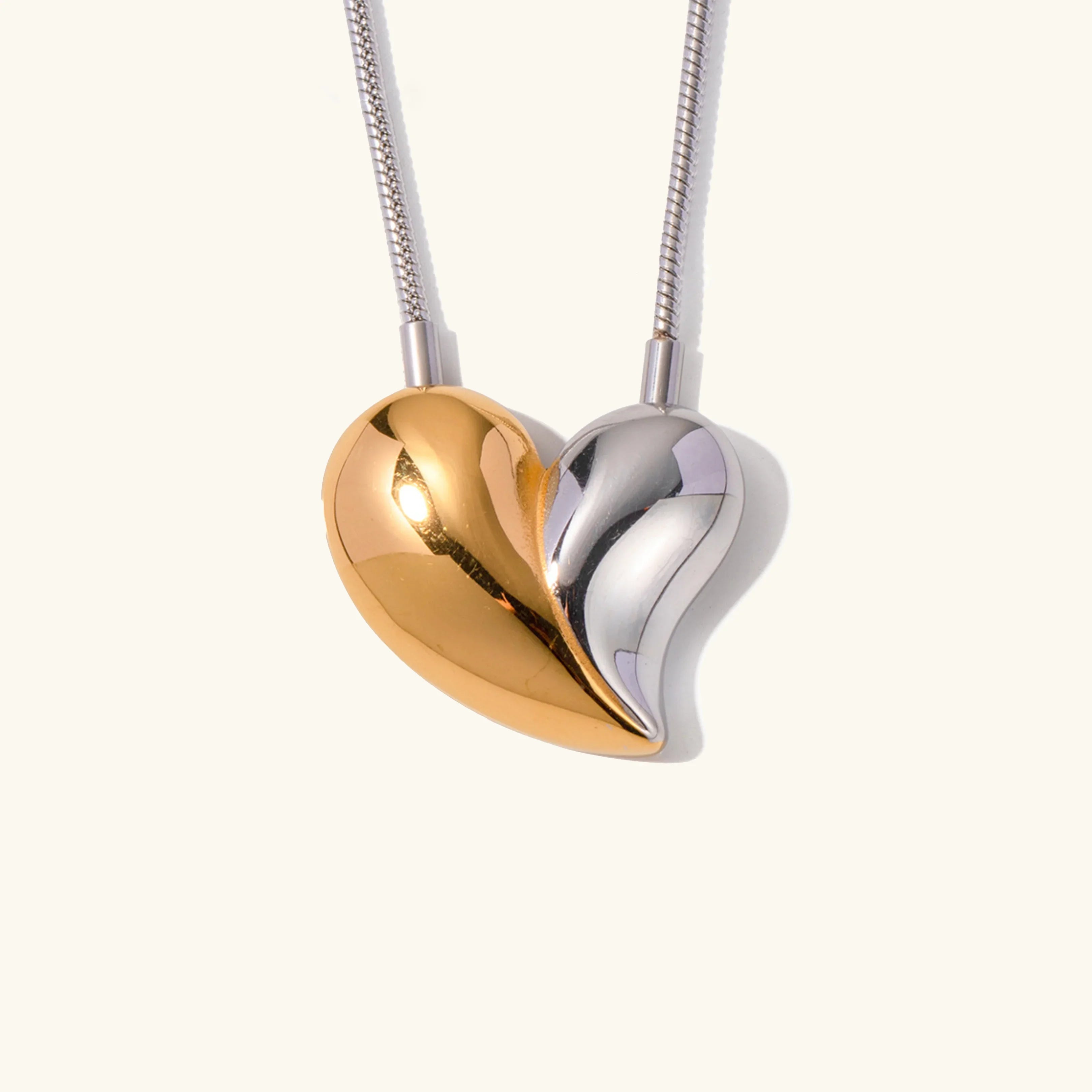 [Topon]Dorothea Two Tone Heart Necklace